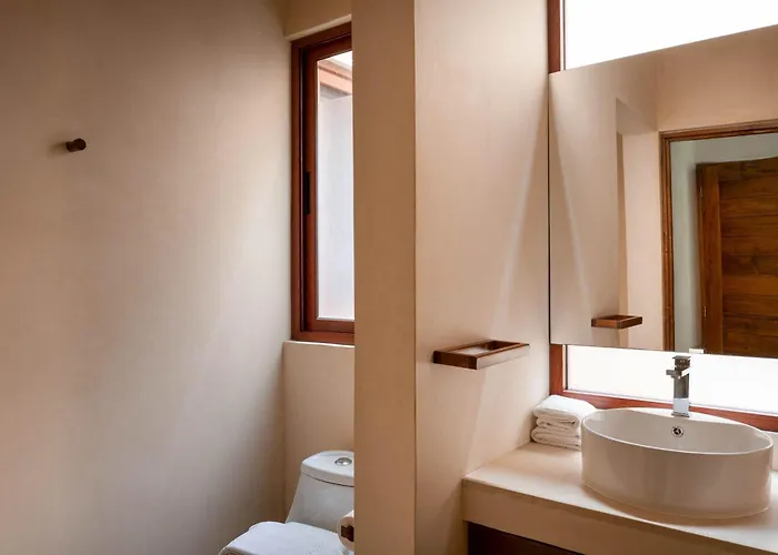 Luxe Ground-floor 3br Jungle Retreat With Plunge Pool