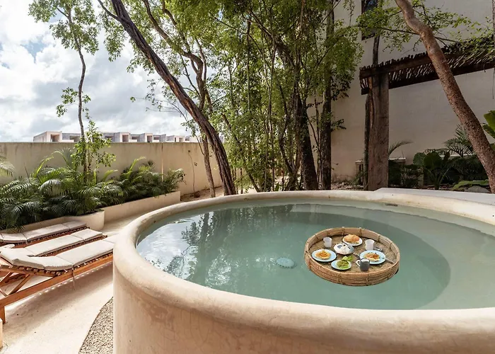 Luxe Ground-floor 3br Jungle Retreat With Plunge Pool Сasa de vacaciones *